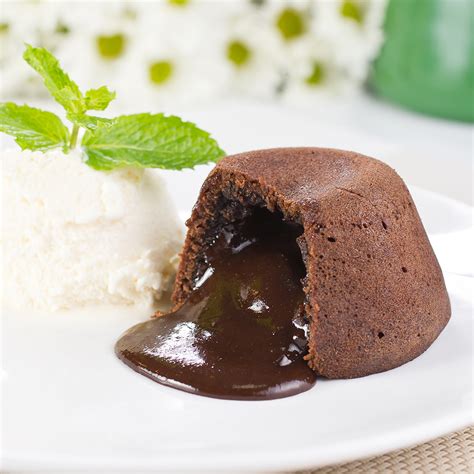 Chocolate Petit Gateau .